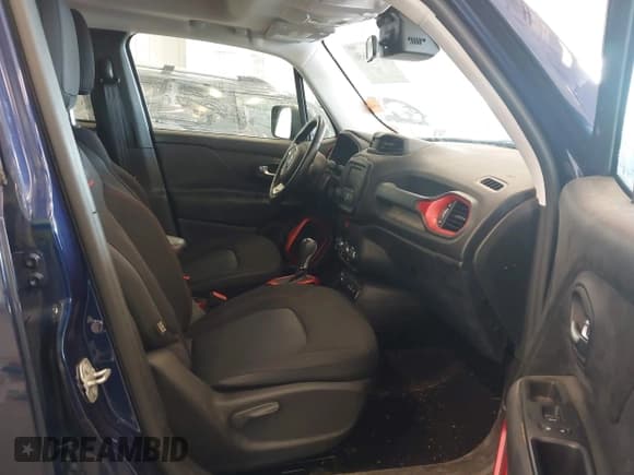 ✅ 2016 Jeep Renegade Trailhawk • VIN: ZACCJBCT3GPD43983 • Lot: 43664656. Listed on IAAI with 112,921 mi. Free auction sales archive from the USA and detailed vehicle history report at DreamBid. Image 5.