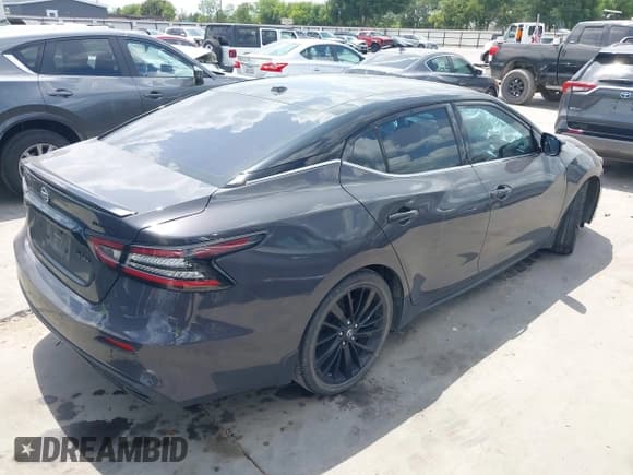 ✅ 2021 Nissan Maxima Platinum • VIN: 1N4AA6FV0MC507840 • Lot: 42557286. Listed on IAAI with 50,856 mi. Free auction sales archive from the USA and detailed vehicle history report at DreamBid. Image 4.
