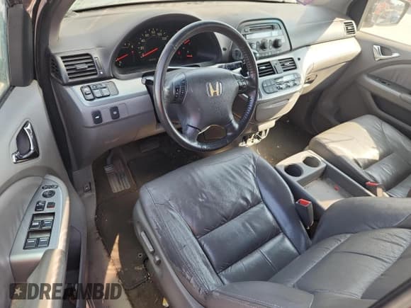 ✅ 2010 Honda Odyssey EX-L • VIN: 5FNRL3H61AB068030 • Lot: 80744905. Listed on Copart with 269,220 mi. Free auction sales archive from the USA and detailed vehicle history report at DreamBid. Image 8.