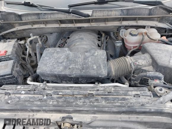 ✅ 2020 GMC Sierra 1500 SLE • VIN: 3GTU9BED3LG225804 • Лот: 40966410. Опубликован ранее на IAAI с пробегом 45 000 миль. Бесплатный доступ к архиву аукционных продаж из США и подробный отчёт об истории автомобиля на DreamBid. Изображение 10.