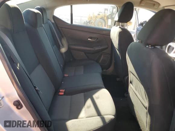 ✅ 2023 Nissan Sentra SV • VIN: 3N1AB8CVXPY257481 • Лот: 80379175. Опубликован ранее на Copart с пробегом 40 520 миль. Бесплатный доступ к архиву аукционных продаж из США и подробный отчёт об истории автомобиля на DreamBid. Изображение 10.