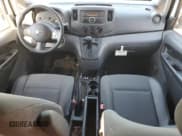 ✅ 2014 Nissan NV200 SV • VIN: 3N6CM0KN1EK692650 • Lot: 70727995. Wystawiony na Copart z przebiegiem 139 740 mil. Bezpłatny archiwum sprzedaży aukcyjnych z USA i szczegółowy raport historii pojazdu na DreamBid. Zdjęcie 8.