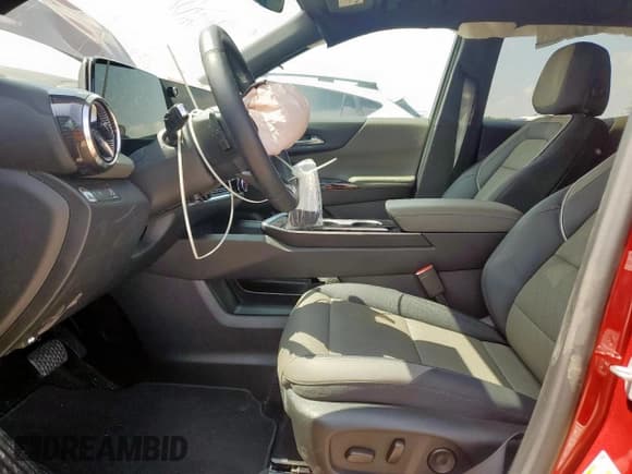 ✅ 2025 Chevrolet Equinox FWD LT • VIN: 3GNAXHEG5SL173840 • Lot: 64699945. Wystawiony na Copart z przebiegiem 5 788 mil. Bezpłatny archiwum sprzedaży aukcyjnych z USA i szczegółowy raport historii pojazdu na DreamBid. Zdjęcie 7.