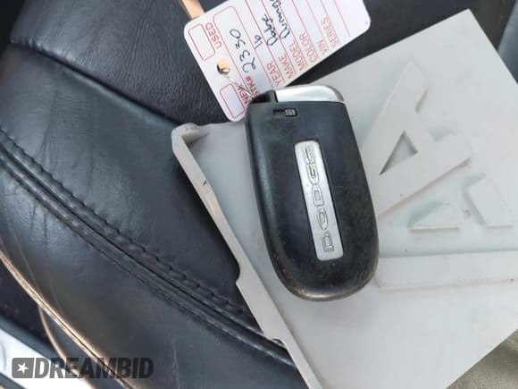 ✅ 2016 Dodge Durango Limited • VIN: 1C4RDJDG2GC442330 • Lot: 42994939. Wystawiony na IAAI z przebiegiem 142 001 mil. Bezpłatny archiwum sprzedaży aukcyjnych z USA i szczegółowy raport historii pojazdu na DreamBid. Zdjęcie 11.