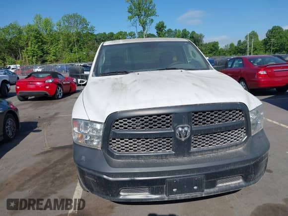 2016 Ram 1500 Tradesman с VIN 3C6JR6DT0GG238848, выставлен на аукционе IAAI как лот 42139026 с пробегом 187 935 миль миль и . История ставок и продаж доступна на DreamBid. Изображение 12.