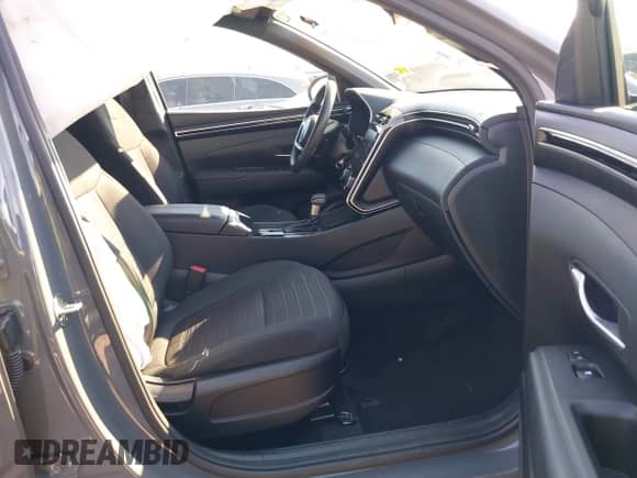 2022 Hyundai Santa Cruz SE with VIN 5NTJA4AE1NH008896, listed as a IAAI auction lot 41444400 with 23,547 mi miles and . Bid and sale history available at DreamBid. Image 5.