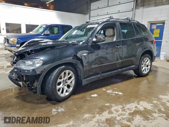 ✅ 2012 BMW X5 35i • VIN: 5UXZV4C50CL988132 • Lot: 94934495. Listed on Copart with Not provided. Free auction sales archive from the USA and detailed vehicle history report at DreamBid. Image 1.