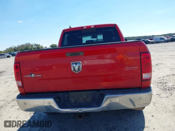 ✅ 2015 Ram 1500 Big Horn • VIN: 1C6RR6LG6FS592209 • Лот: 43445782. Опубликован ранее на IAAI с пробегом 226 730 миль. Бесплатный доступ к архиву аукционных продаж из США и подробный отчёт об истории автомобиля на DreamBid. Изображение 16.
