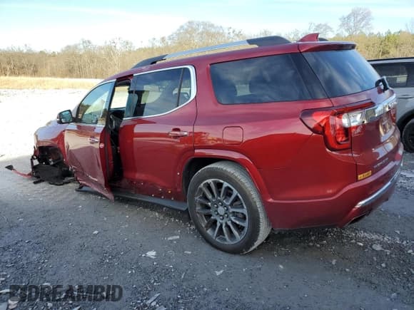 ✅ 2021 GMC Acadia Denali • VIN: 1GKKNPLS0MZ224388 • Lot: 88892385. Listed on Copart with 47,240 mi. Free auction sales archive from the USA and detailed vehicle history report at DreamBid. Image 2.