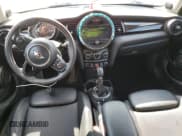 ✅ 2016 MINI Hardtop 4 Door S • VIN: WMWXU3C50G2B67470 • Lot: 66203805. Wystawiony na Copart z przebiegiem 129 916 mil. Bezpłatny archiwum sprzedaży aukcyjnych z USA i szczegółowy raport historii pojazdu na DreamBid. Zdjęcie 8.