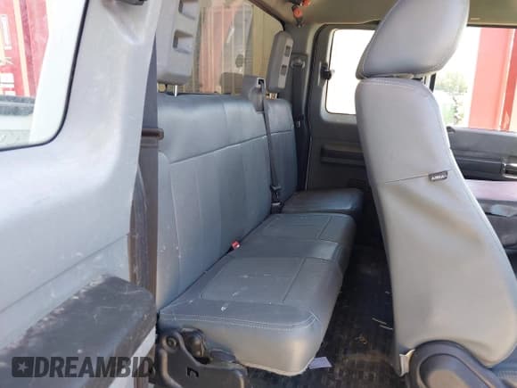 ✅ 2015 Ford F-250 XLT • VIN: 1FT7X2A62FEB88766 • Lot: 42951529. Listed on IAAI with 158,243 mi. Free auction sales archive from the USA and detailed vehicle history report at DreamBid. Image 8.