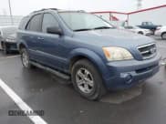 ✅ 2005 Kia Sorento LX • VIN: KNDJD733255347623 • Lot: 43808470. Wystawiony na IAAI z przebiegiem 159 583 mil. Bezpłatny archiwum sprzedaży aukcyjnych z USA i szczegółowy raport historii pojazdu na DreamBid. Zdjęcie 1.