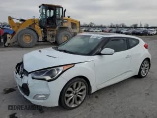 ✅ 2013 Hyundai Veloster w/Gray Int • VIN: KMHTC6AD6DU112045 • Lot: 45174044. Wystawiony na Copart z przebiegiem 134 775 mil. Bezpłatny archiwum sprzedaży aukcyjnych z USA i szczegółowy raport historii pojazdu na DreamBid. Zdjęcie 1.