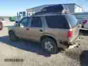 ✅ 2004 Chevrolet Blazer LS • VIN: 1GNDT13X84K158661 • Lot: 85697264. Wystawiony na Copart z przebiegiem 163 809 mil. Bezpłatny archiwum sprzedaży aukcyjnych z USA i szczegółowy raport historii pojazdu na DreamBid. Zdjęcie 2.