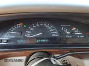 ✅ 1999 Oldsmobile 88 50th Anniversary • VIN: 1G3HC52K6X4838784 • Лот: 68788055. Опубликован ранее на Copart с пробегом 44 542 миль. Бесплатный доступ к архиву аукционных продаж из США и подробный отчёт об истории автомобиля на DreamBid. Изображение 9.