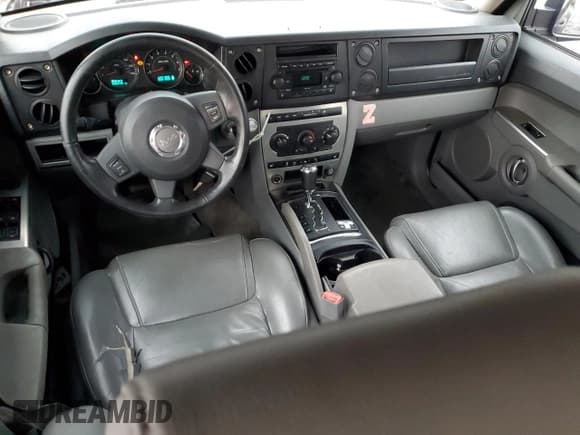 ✅ 2006 Jeep Commander • VIN: 1J8HG48N56C352318 • Lot: 93660685. Wystawiony na Copart z przebiegiem 200 236 mil. Bezpłatny archiwum sprzedaży aukcyjnych z USA i szczegółowy raport historii pojazdu na DreamBid. Zdjęcie 8.