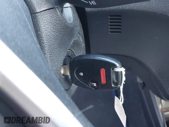 ✅ 2013 Honda Fit Sport • VIN: JHMGE8H52DC021210 • Лот: 43487361. Опубликован ранее на IAAI с пробегом 215 312 миль. Бесплатный доступ к архиву аукционных продаж из США и подробный отчёт об истории автомобиля на DreamBid. Изображение 11.