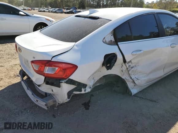 2017 Chevrolet Cruze LT с VIN 1G1BE5SM4H7238632, выставлен на аукционе Copart как лот 67371682 с пробегом 73 936 миль миль и . История ставок и продаж доступна на DreamBid. Изображение 9.