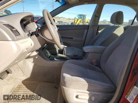 ✅ 2006 Toyota Camry LE • VIN: 4T1BE32K96U130754 • Лот: 93868735. Опубликован ранее на Copart с пробегом 94 001 миль. Бесплатный доступ к архиву аукционных продаж из США и подробный отчёт об истории автомобиля на DreamBid. Изображение 7.