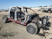 ✅ 2018 Chevrolet Silverado 1500 LT • VIN: 3GCUKREC8JG221569 • Лот: 63279354. Опубликован ранее на Copart с пробегом Не указан. Бесплатный доступ к архиву аукционных продаж из США и подробный отчёт об истории автомобиля на DreamBid. Изображение 4.