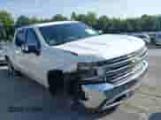 2019 Chevrolet Silverado 1500 LTZ z VIN 1GCUYGED2KZ102414, wystawiony jako IAAI lot #42819711 z przebiegiem 143 243 mil mil oraz . Historia ofert i sprzedaży dostępna na DreamBid. Obrazek 6.