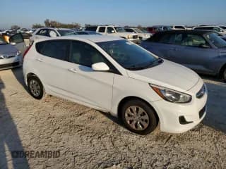 ✅ 2017 Hyundai Accent SE • VIN: KMHCT5AE5HU310382 • Лот: 77195264. Опубликован ранее на Copart с пробегом 73 566 миль. Бесплатный доступ к архиву аукционных продаж из США и подробный отчёт об истории автомобиля на DreamBid. Изображение 4.