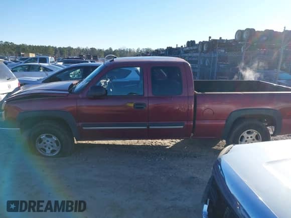 2004 Chevrolet Silverado 1500 с VIN 1GCEK19T34E387798, выставлен на аукционе IAAI как лот 41264663 с пробегом 308 522 миль миль и . История ставок и продаж доступна на DreamBid. Изображение 14.