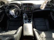 ✅ 2023 Nissan Maxima Platinum • VIN: 1N4AA6FV2PC509335 • Lot: 71935415. Wystawiony na Copart z przebiegiem 63 992 mil. Bezpłatny archiwum sprzedaży aukcyjnych z USA i szczegółowy raport historii pojazdu na DreamBid. Zdjęcie 8.