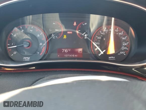 ✅ 2016 Dodge Dart SXT • VIN: 1C3CDFBB8GD531442 • Лот: 82197405. Опубликован ранее на Copart с пробегом 137 905 миль. Бесплатный доступ к архиву аукционных продаж из США и подробный отчёт об истории автомобиля на DreamBid. Изображение 9.