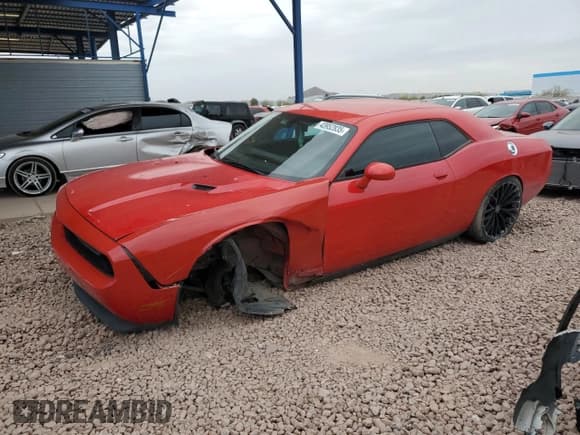 ✅ 2014 Dodge Challenger SXT • VIN: 2C3CDYAG6EH289615 • Lot: 43952835. Wystawiony na Copart z przebiegiem 137 000 mil. Bezpłatny archiwum sprzedaży aukcyjnych z USA i szczegółowy raport historii pojazdu na DreamBid. Zdjęcie 1.