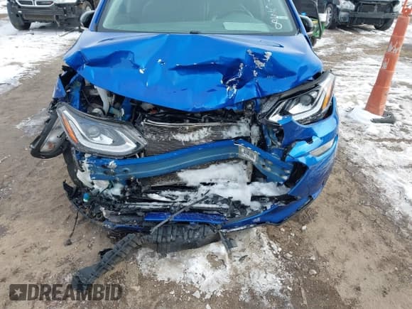 ✅ 2019 Chevrolet Bolt EV Premier • VIN: 1G1FZ6S07K4101038 • Lot: 41597966. Wystawiony na IAAI z przebiegiem 175 393 mil. Bezpłatny archiwum sprzedaży aukcyjnych z USA i szczegółowy raport historii pojazdu na DreamBid. Zdjęcie 6.