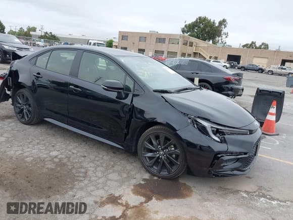 ✅ 2023 Toyota Corolla Hybrid LE • VIN: JTDBCMFE3P3018415 • Лот: 42791005. Опубликован ранее на IAAI с пробегом 18 609 миль. Бесплатный доступ к архиву аукционных продаж из США и подробный отчёт об истории автомобиля на DreamBid. Изображение 1.