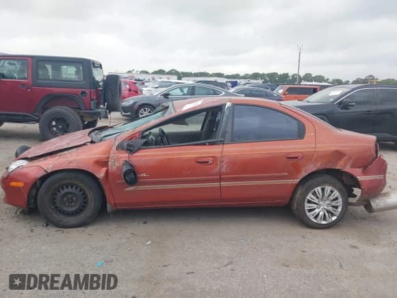 ✅ 2000 Plymouth Neon Highline • VIN: 1P3ES46C4YD506895 • Лот: 42518602. Опубликован ранее на IAAI с пробегом Не указан. Бесплатный доступ к архиву аукционных продаж из США и подробный отчёт об истории автомобиля на DreamBid. Изображение 14.