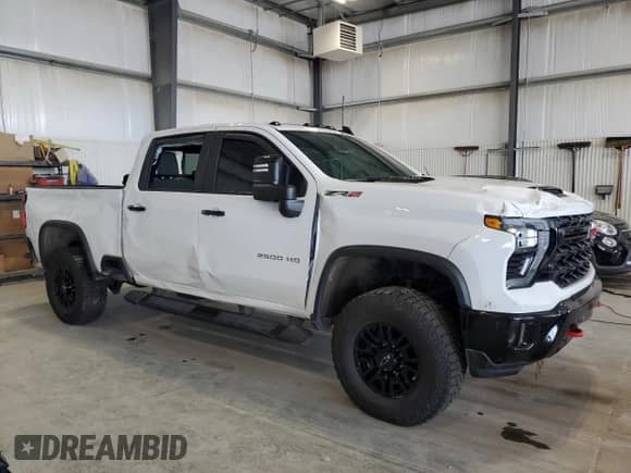 2024 Chevrolet Silverado 2500HD ZR2 с VIN 1GC4YYE73RF409778, выставлен на аукционе Copart как лот 70222875 с пробегом Не указан миль и Списание • Salvage title. История ставок и продаж доступна на DreamBid. Изображение 4.