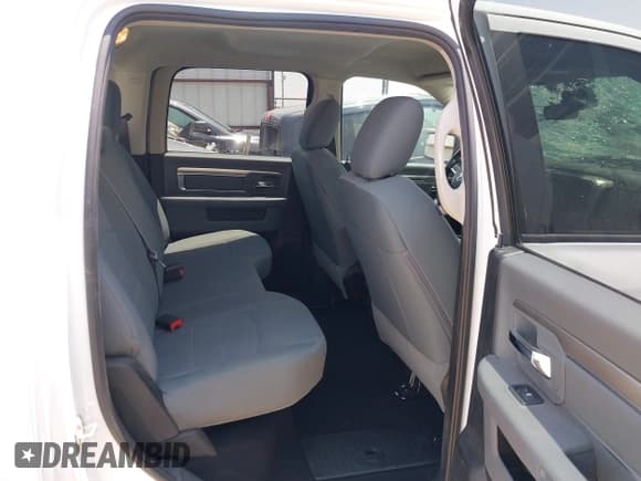 ✅ 2019 Ram 1500 SLT • VIN: 1C6RR6TT2KS704723 • Lot: 42508997. Listed on IAAI with 85,357 mi. Free auction sales archive from the USA and detailed vehicle history report at DreamBid. Image 8.
