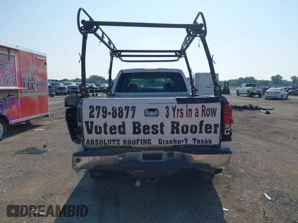 ✅ 2007 Chevrolet Silverado 2500HD LT3 • VIN: 1GCHK23G07F200417 • Лот: 42903869. Опубликован ранее на IAAI с пробегом Не указан. Бесплатный доступ к архиву аукционных продаж из США и подробный отчёт об истории автомобиля на DreamBid. Изображение 15.