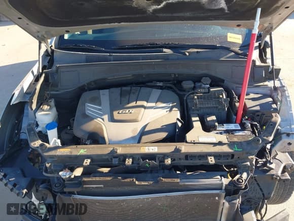 ✅ 2015 Hyundai Santa Fe GLS • VIN: KM8SR4HF2FU116358 • Lot: 41416427. Wystawiony na IAAI z przebiegiem 92 330 mil. Bezpłatny archiwum sprzedaży aukcyjnych z USA i szczegółowy raport historii pojazdu na DreamBid. Zdjęcie 10.