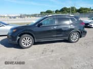 ✅ 2019 Nissan Rogue S • VIN: JN8AT2MT2KW257600 • Лот: 41028206. Опубликован ранее на IAAI с пробегом 176 537 миль. Бесплатный доступ к архиву аукционных продаж из США и подробный отчёт об истории автомобиля на DreamBid. Изображение 2.