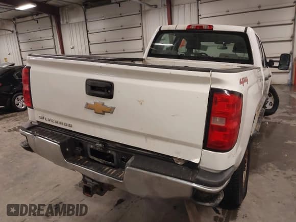 ✅ 2015 Chevrolet Silverado 2500HD Work Truck • VIN: 1GC1KUEG8FF173413 • Lot: 41822540. Listed on IAAI with 198,888 mi. Free auction sales archive from the USA and detailed vehicle history report at DreamBid. Image 22.
