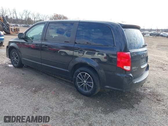 ✅ 2017 Dodge Grand Caravan SE • VIN: 2C4RDGBG4HR819285 • Lot: 43683330. Listed on IAAI with 301,081 mi. Free auction sales archive from the USA and detailed vehicle history report at DreamBid. Image 3.