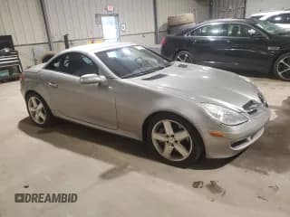 ✅ 2005 Mercedes-Benz SLK 230/320 • VIN: WDBWK56FX5F026668 • Лот: 77749144. Опубликован ранее на Copart с пробегом 61 086 миль. Бесплатный доступ к архиву аукционных продаж из США и подробный отчёт об истории автомобиля на DreamBid. Изображение 4.