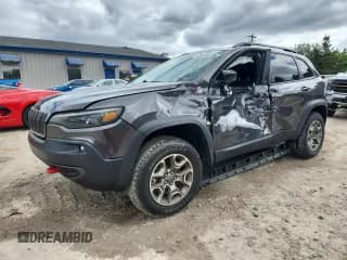 ✅ 2022 Jeep Cherokee Trailhawk • VIN: 1C4PJMBX1ND530135 • Lot: 84061055. Listed on Copart with 32,396 mi. Free auction sales archive from the USA and detailed vehicle history report at DreamBid. Image 1.