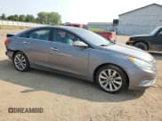 ✅ 2013 Hyundai Sonata SE • VIN: 5NPEC4ABXDH572335 • Lot: 70749614. Listed on Copart with 141,051 mi. Free auction sales archive from the USA and detailed vehicle history report at DreamBid. Image 4.