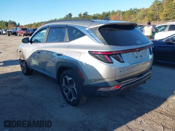 ✅ 2022 Hyundai Tucson SEL • VIN: 5NMJCCAE3NH137769 • Lot: 43424012. Listed on IAAI with 15,832 mi. Free auction sales archive from the USA and detailed vehicle history report at DreamBid. Image 3.