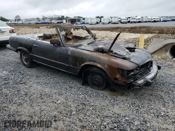 ✅ 1981 Mercedes-Benz 380 SL • VIN: WDBBA45A6BB008589 • Lot: 52164975. Listed on Copart with Not provided. Free auction sales archive from the USA and detailed vehicle history report at DreamBid. Image 4.