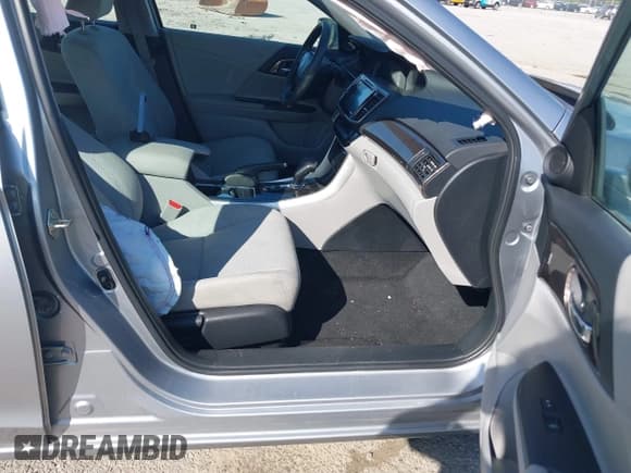 ✅ 2017 Honda Accord EX • VIN: 1HGCR2F0XHA103259 • Lot: 43482208. Listed on IAAI with 110,032 mi. Free auction sales archive from the USA and detailed vehicle history report at DreamBid. Image 5.