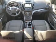 ✅ 2016 Ford Escape SE • VIN: 1FMCU9GX4GUB18446 • Лот: 92720625. Опубликован ранее на Copart с пробегом 70 164 миль. Бесплатный доступ к архиву аукционных продаж из США и подробный отчёт об истории автомобиля на DreamBid. Изображение 8.