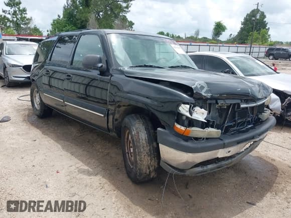 ✅ 2001 Chevrolet Suburban LS • VIN: 3GNEC16T71G254622 • Лот: 42115442. Опубликован ранее на IAAI с пробегом Не указан. Бесплатный доступ к архиву аукционных продаж из США и подробный отчёт об истории автомобиля на DreamBid. Изображение 1.