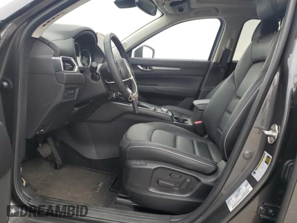 ✅ 2025 Mazda CX-5 S Preferred • VIN: JM3KFBCL1S0672605 • Lot: 85326735. Wystawiony na Copart z przebiegiem 3 335 mil. Bezpłatny archiwum sprzedaży aukcyjnych z USA i szczegółowy raport historii pojazdu na DreamBid. Zdjęcie 7.