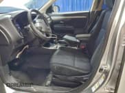 ✅ 2018 Mitsubishi Outlander ES • VIN: JA4AZ3A38JJ005232 • Lot: 95277975. Listed on Copart with 132,540 mi. Free auction sales archive from the USA and detailed vehicle history report at DreamBid. Image 7.